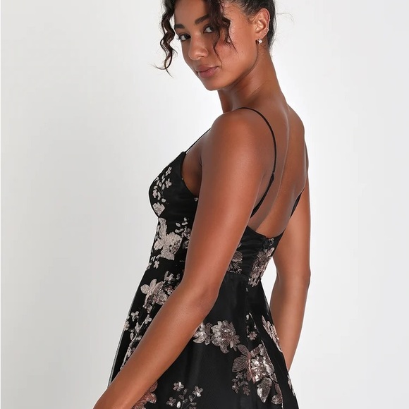 Glittering Personality Black Sequin Skater Bustier Mini Dress - Picture 4 of 8